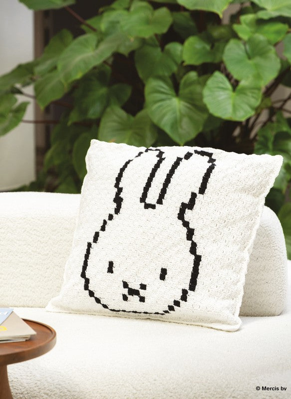 The Miffy Crochet Book by Kimberley Zwaans & Dick Bruna