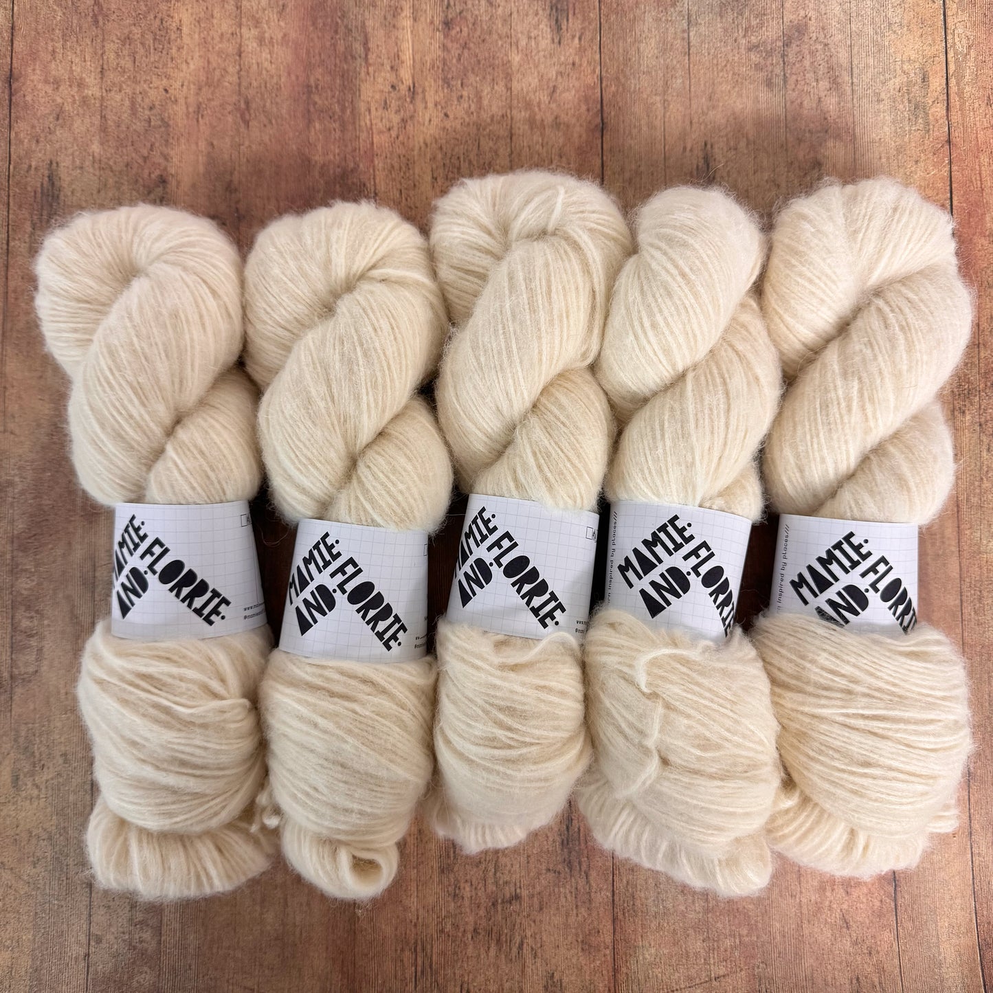 Enkel Sweater Kit - Natural Cream Baby Bounce with Neon Mini Bundle - Sizes 8 - 11
