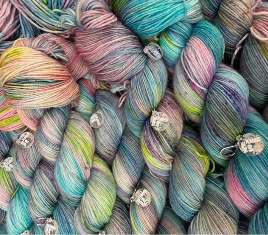 December Travel Club - Meet me in Reykjavík