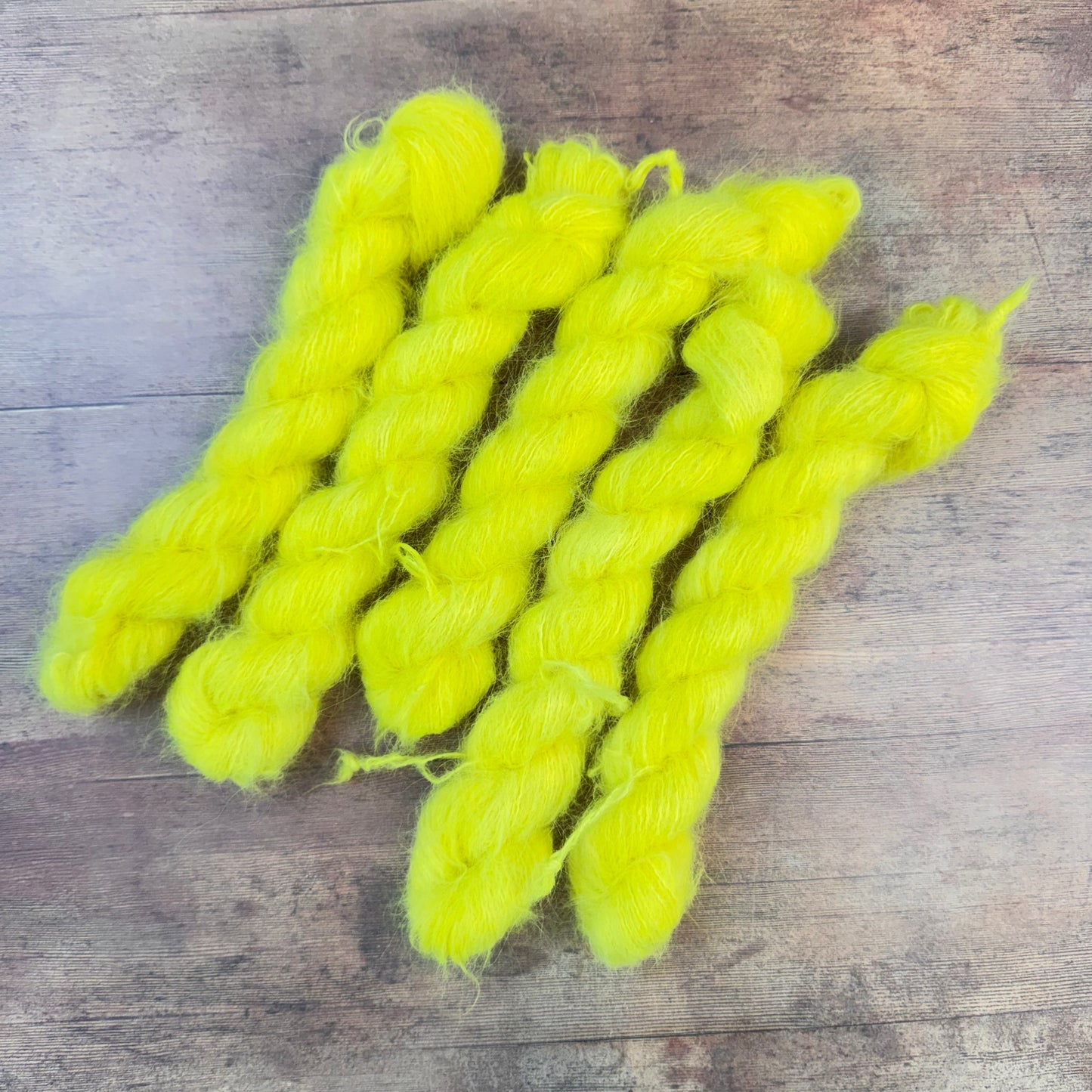 Mini Alpaca Skein 80's Acid Lemon