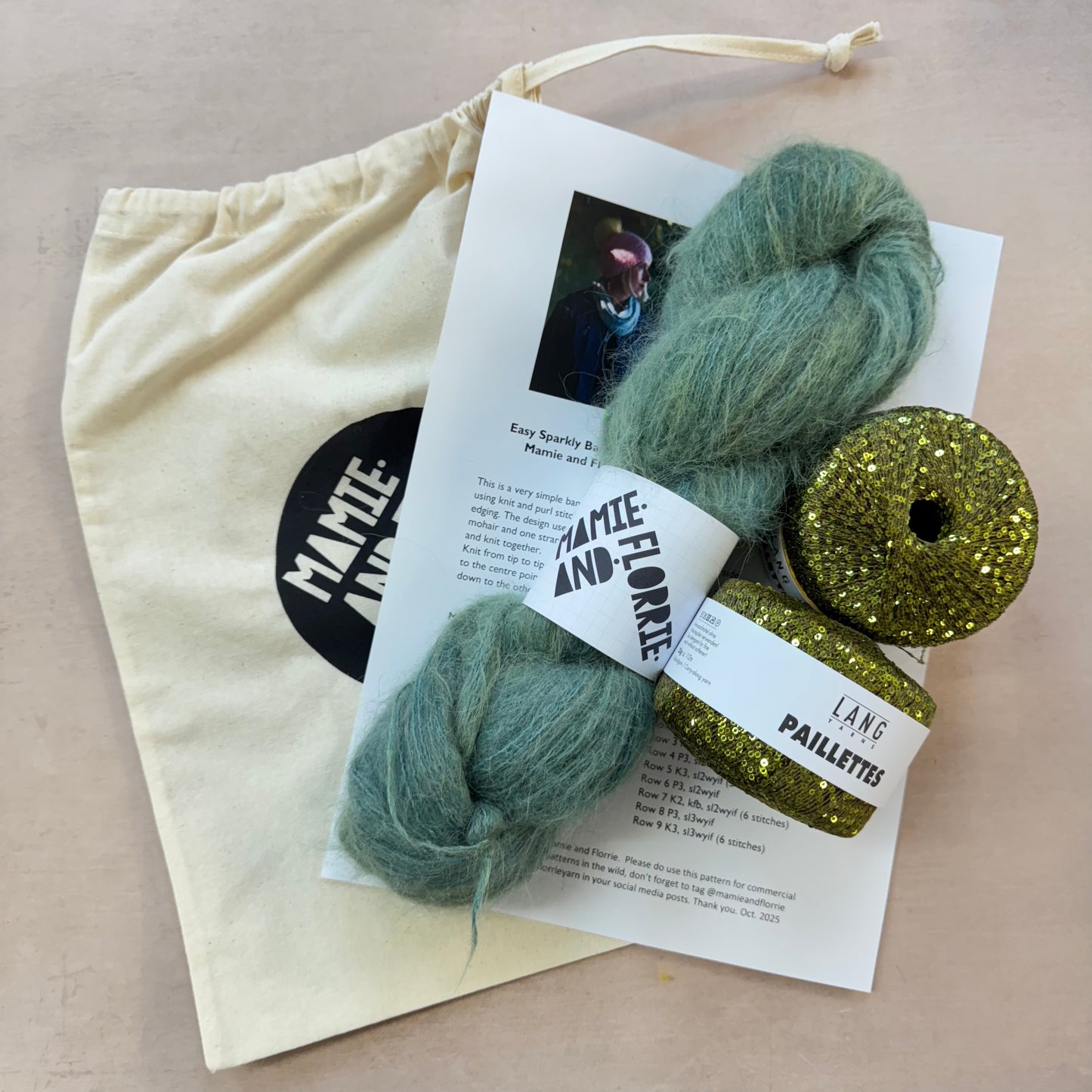 Alpaca Easy Sparkly Bandana Kit : Lennox Castle with Green Sparkles