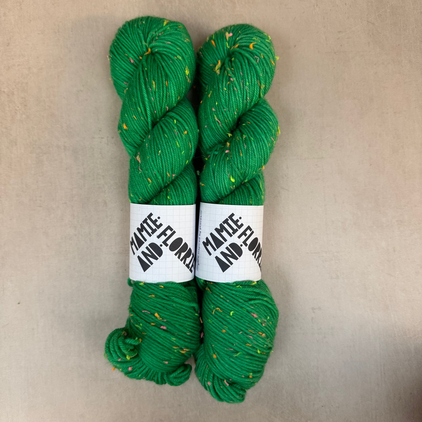 Studio Green - Disco Neon DK