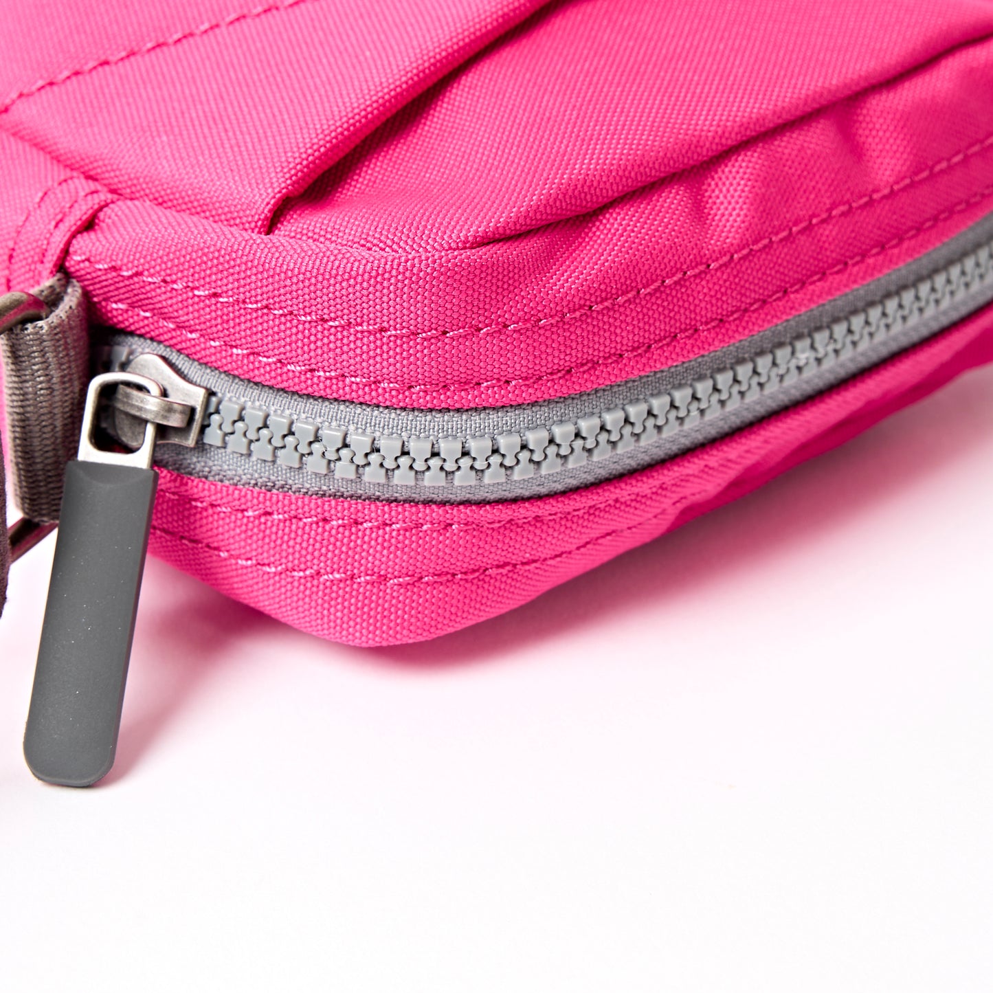 ROKA Bond Cross Body Bag - Granita Red