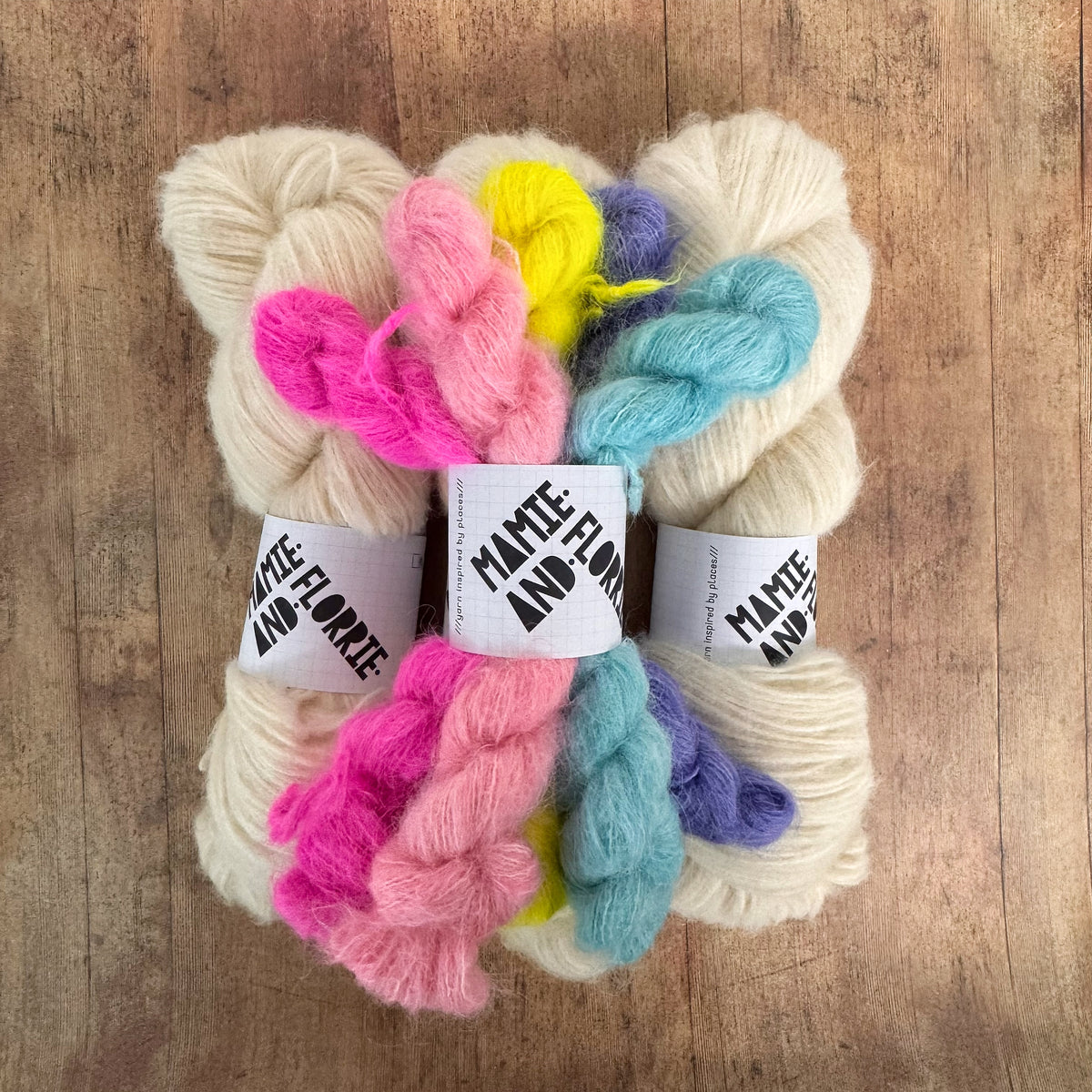 Enkel Sweater Kit - Natural Cream and Neon Mini Bundke - Sizes 1-4