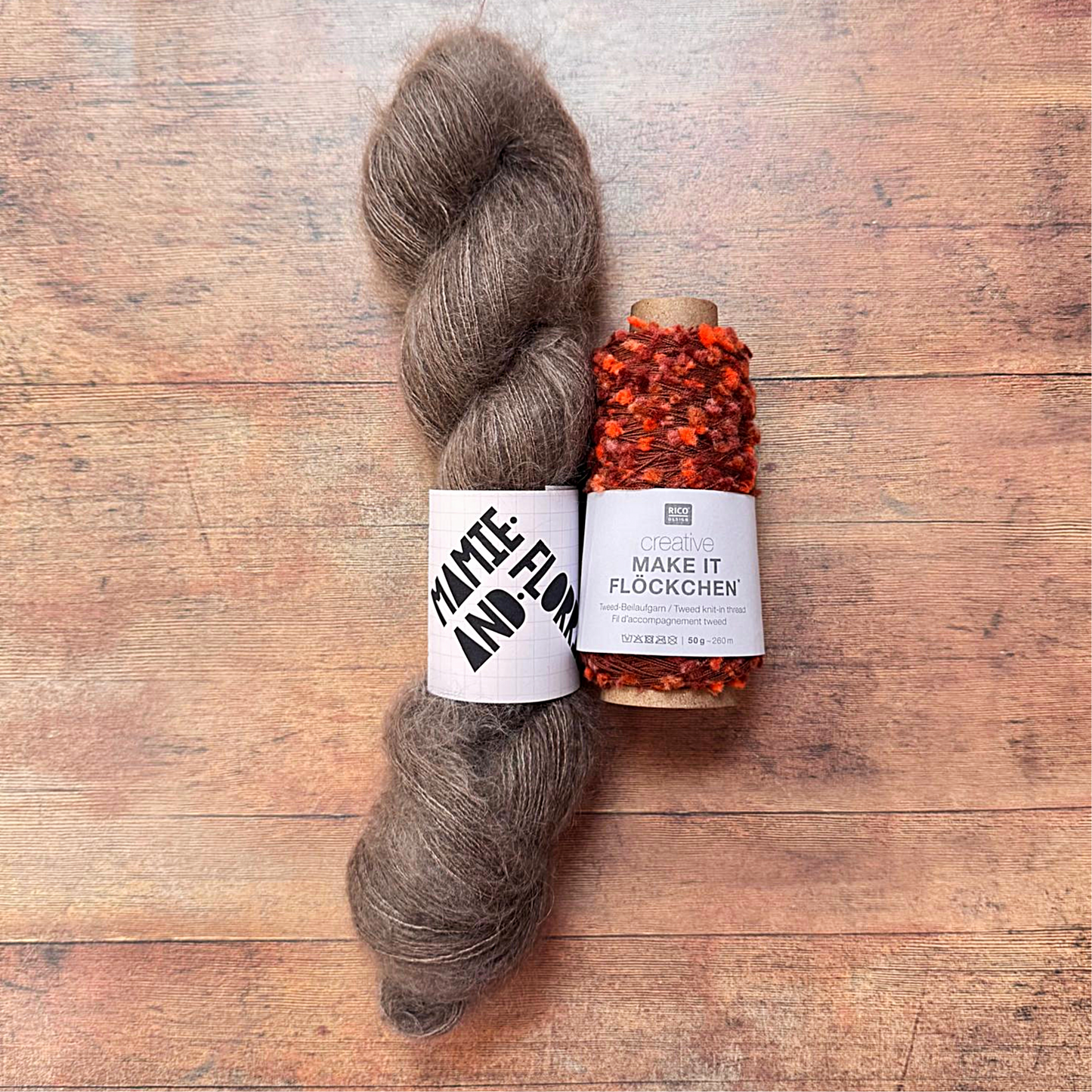 Easy Bandana Kit : Mousley Bottom Mohair and Berry Flockchen Pom Poms