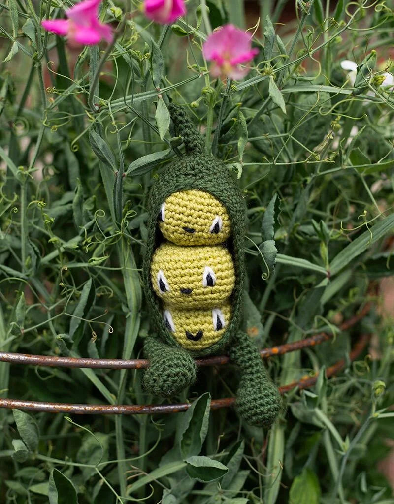 TOFT Crochet Kit - Two Peas in a Pod