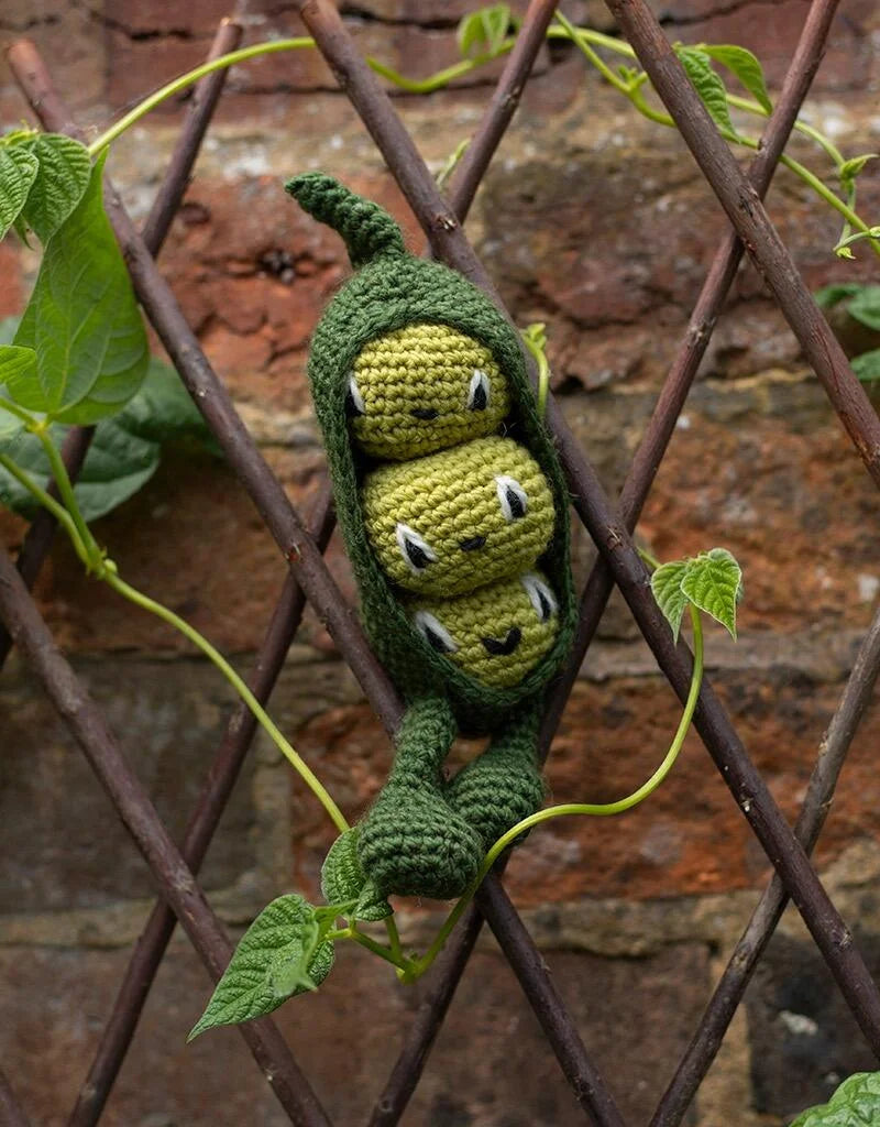 TOFT Crochet Kit - Two Peas in a Pod